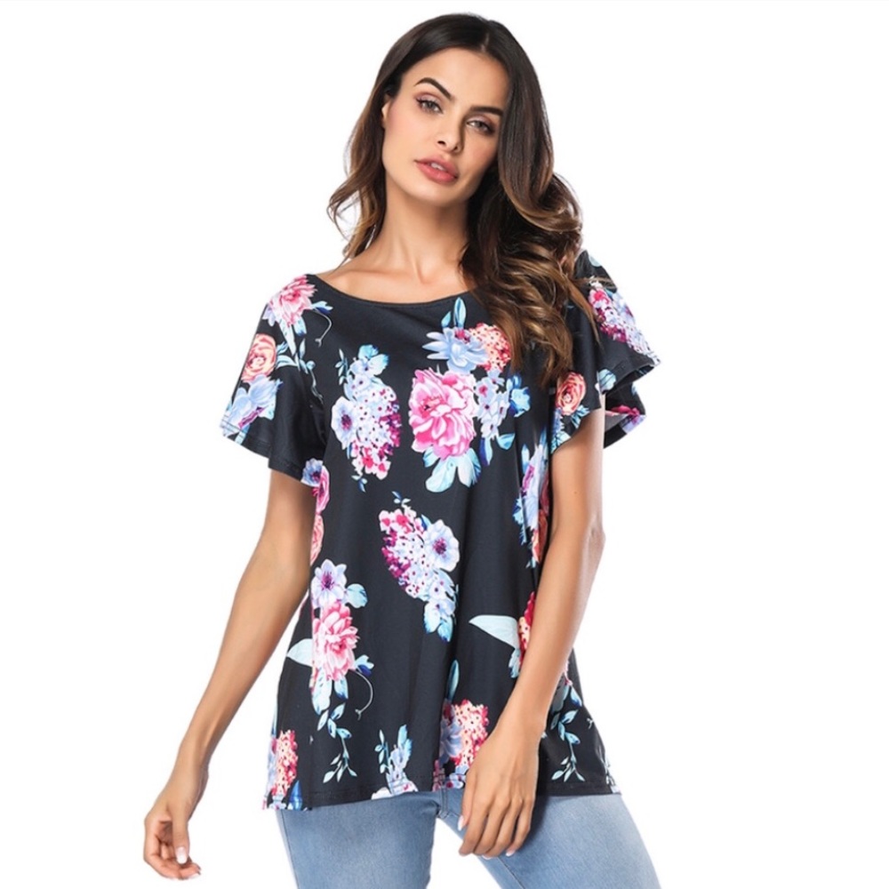 ☀️SOLD☀️NWT Black Floral Blouse from Blanca Line - Picture 2 of 5